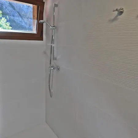 Valle De Bujaruelo * Torla