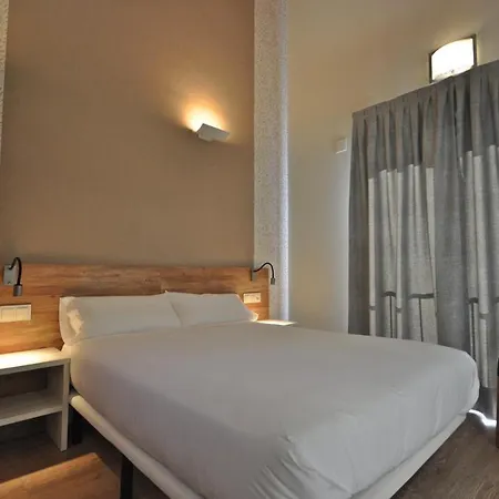 Valle De Bujaruelo Kemping Torla