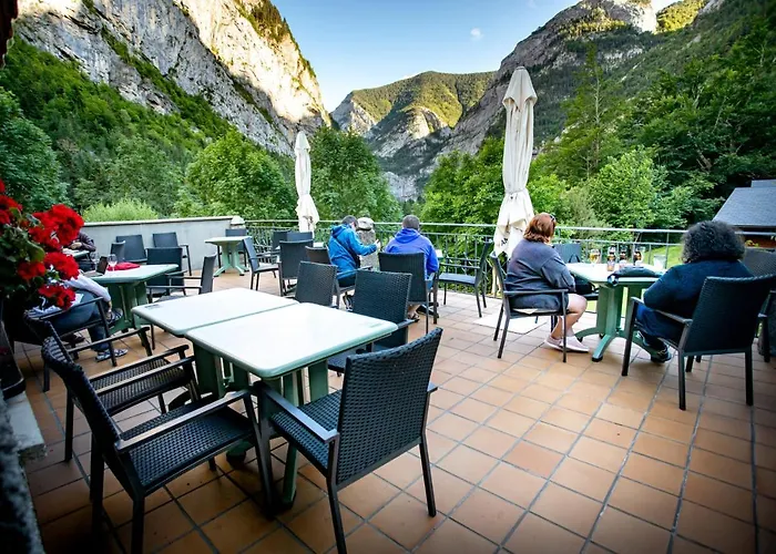 Camping Valle De Bujaruelo Torla